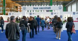 Napoli, open day Pfizer per i cittadini dai 12 agli 80 anni: come prenotarsi