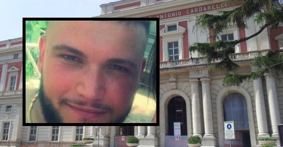 Sparatoria a Casoria, Gianluca lotta tra la vita e la morte. L'appello del papà: "Chi sa parli"