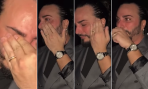 Tony Colombo in lacrime dopo il concerto