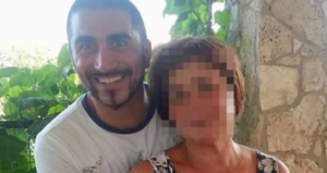 Uccide la madre e si suicida