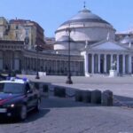 Follia in piazza Plebiscito, si rifiuta di tornare con il suo ex: accoltellata ragazza di 17 anni