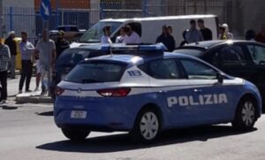 Agguato vicino allo stadio San Paolo, Vincenzo Calone colpito alle gambe: era in auto con la moglie
