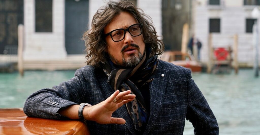 Guai per Alessandro Borghese e la moglie, indagati: "Mi ha fregato e rubato un sacco di soldi"