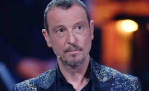 Si avvicina finale del Festival di Sanremo, l'annuncio di Amadeus: "Non ci sarà il terzo"