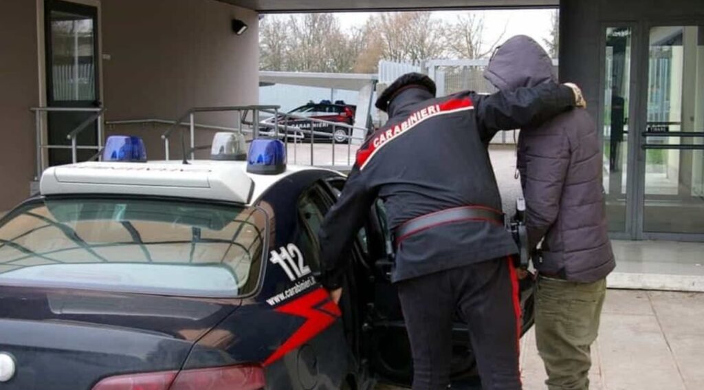 Blitz anti-camorra a Napoli, smantellato il clan Lo Russo: 8 arresti