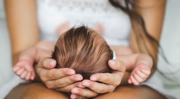 'Bonus mamma', arriva il contributo di per le donne in gravidanza: come ottenerlo