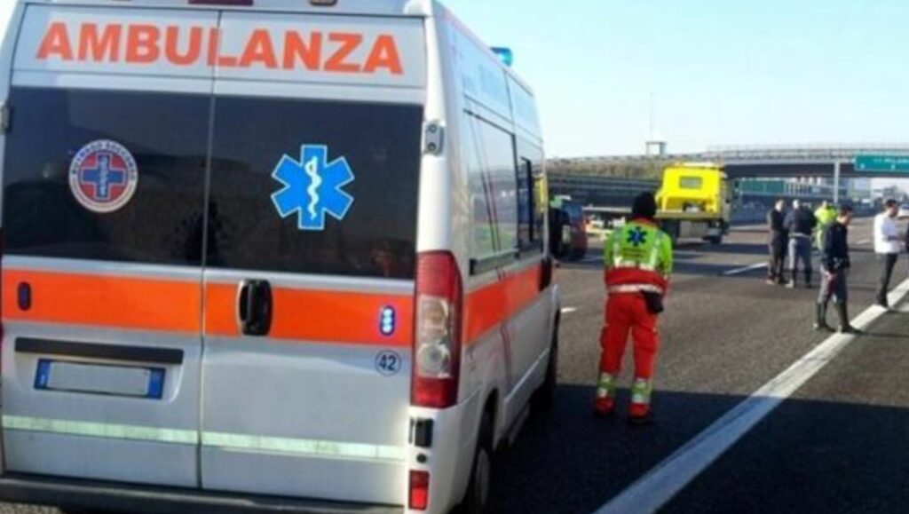 camionista muore piazzola servizio