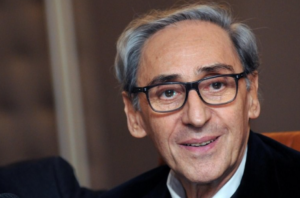 E guarirai da tutte le malattie Perché sei un essere speciale Ed io, avrò cura di te. Ciao, Franco Battiato