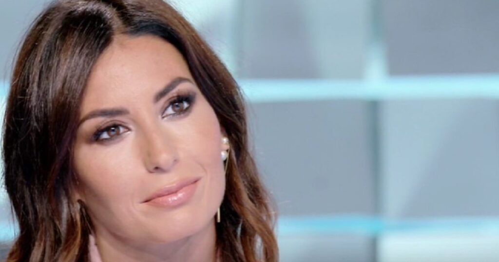 Elisabetta Gregoraci si confessa in tv: "Ho pianto tanto, è tutto in mano agli avvocati"
