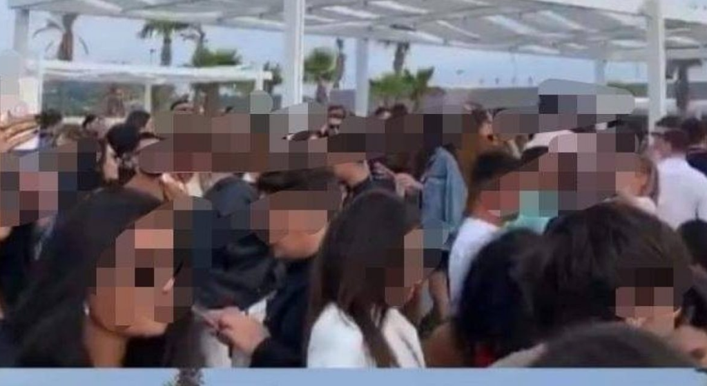 festa in spiaggia pozzuoli