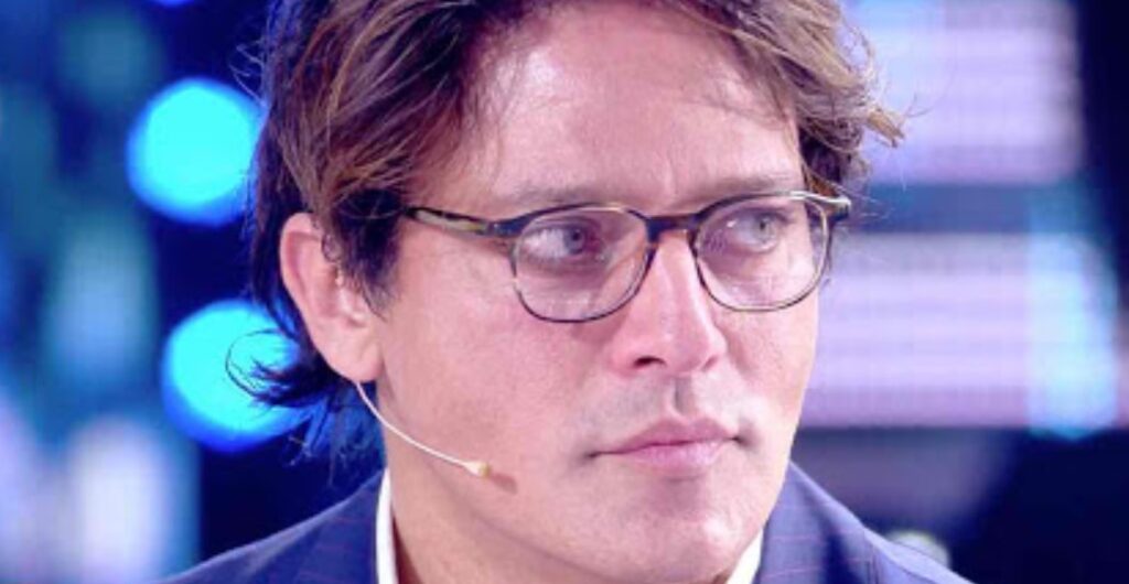 Gabriel Garko racconta la sua vita passata: "Se avessi detto la verità mi avrebbero licenziato"