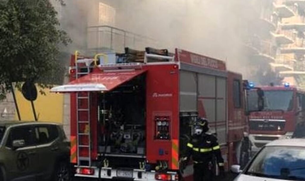 incendio supermercato arenaccia