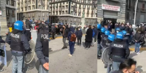 Napoli, gruppo di ristoratori blocca il lungomare per protesta: "Fateci lavorare"