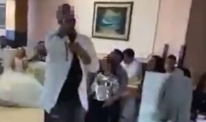 Festa di comunione vietata con cantante neomelodico, il video scandalo sui social