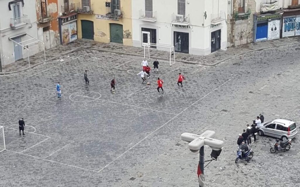 parita calcio napoli zona rossa
