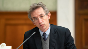 parole gaetano manfredi sindaco di napoli