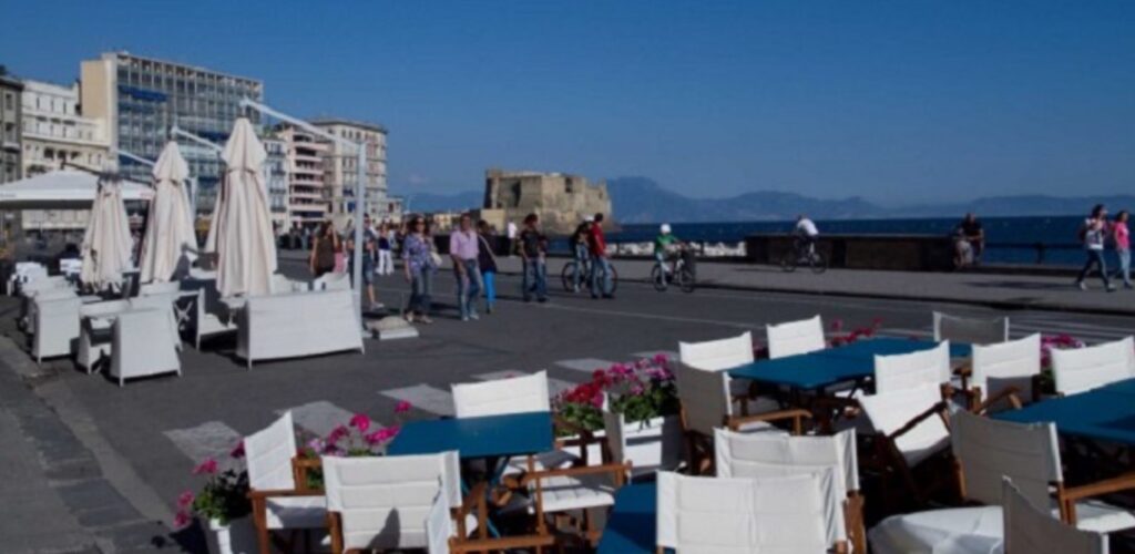 Coronavirus, Miozzo coordinatore Cts: "Apertura ristoranti il 4, a Natale nessun liberi tutti"