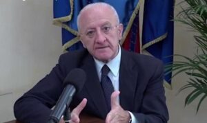 Quando riaprono le scuole in Campania, c'è l'ordinanza: date diverse per infanzia, primaria e secondaria