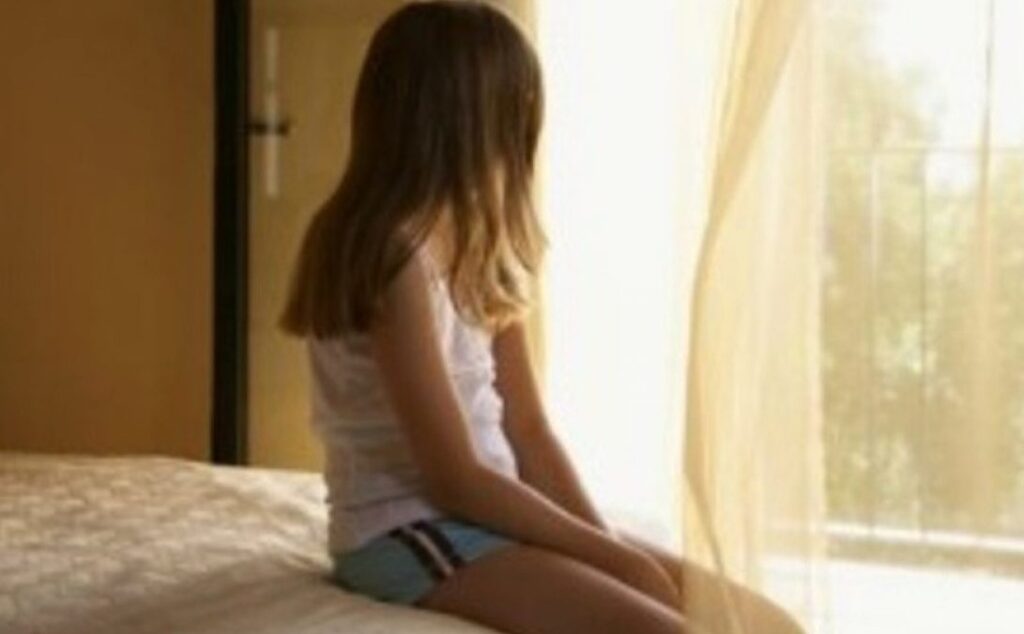 zio abusava della nipotina