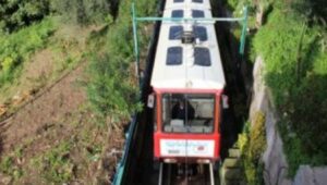 45enne accoltellato nella funicolare