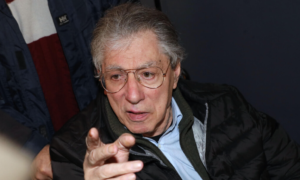 Bossi ricoverato in ospedale