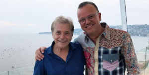 Gigi D'Alessio ambasciatore della musica napoletana