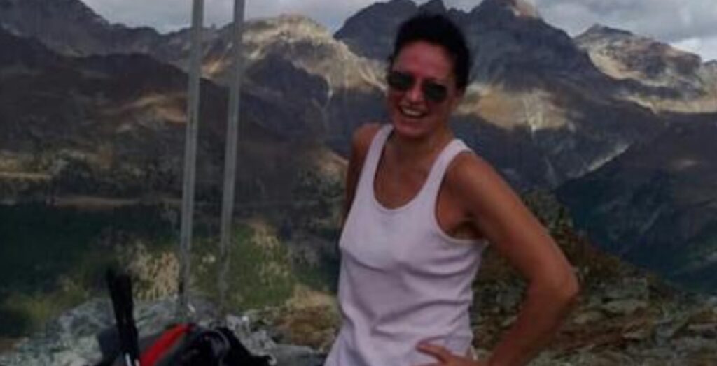 Monica investita dalla sua auto