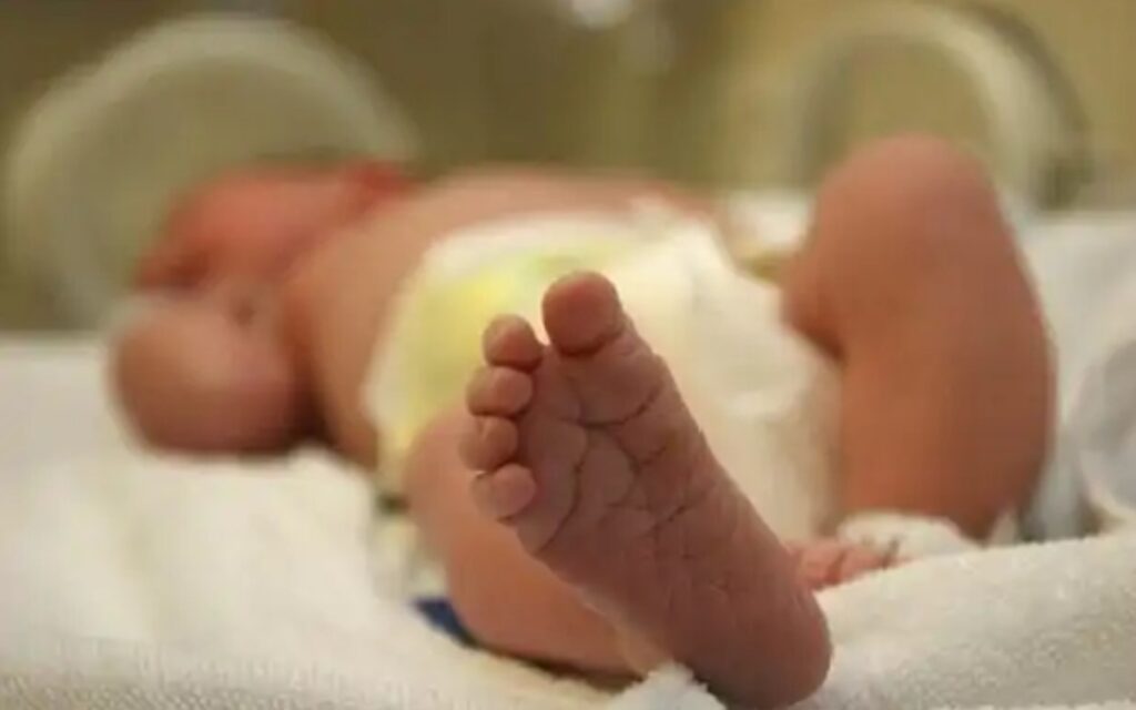 Neonata morta a Taranto