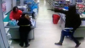 Rapina a mano armata nell'Md di Corso Europa