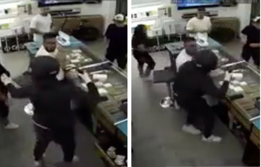 Titolare sventa rapina