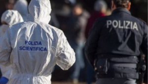 Giovane si lancia Centro direzionale