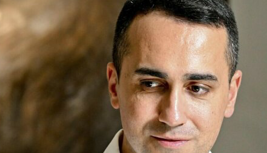 Di Maio cancellato dai social