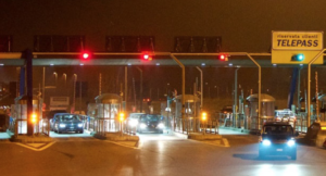 Tassista non paga la tangenziale da 15 anni