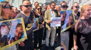 manifestazione elvira mustafha