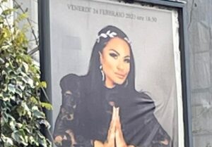 Critiche a Rita De Crescenzo teatro