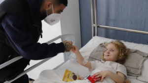 Il gesto di Lorenzo Insigne per la Befana: "Per i piccolo pazienti napoletani"