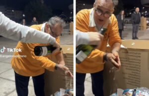 Si lava le mani con lo champagne