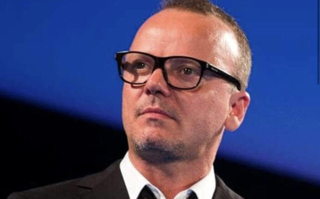 Gigi D’Alessio non canterà l’inno di Mameli al Maradona per Italia-Inghilterra