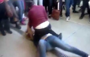 aggressione liceo castellammare