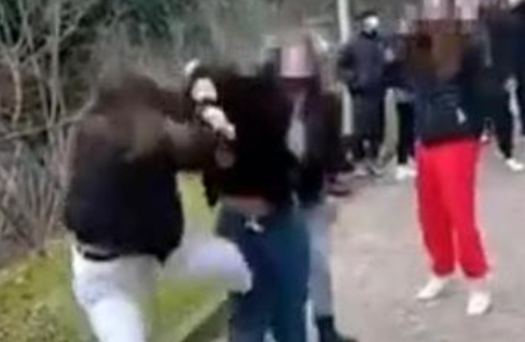 Rissa tra donne a Castellammare di Stabia