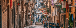 La crisi degli alloggi a Napoli