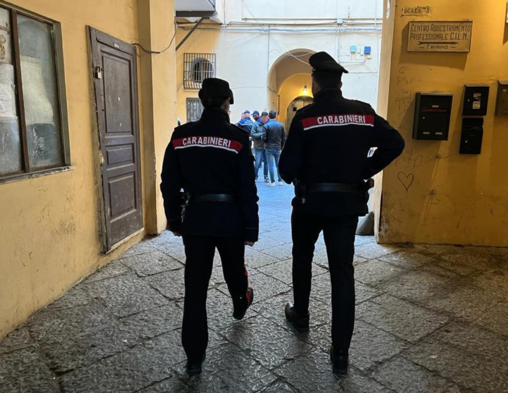 Napoli, case occupate dalla camorra: via dagli appartamenti gli abusivi, 20 sfratti