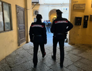 Napoli, case occupate dalla camorra: via dagli appartamenti gli abusivi, 20 sfratti