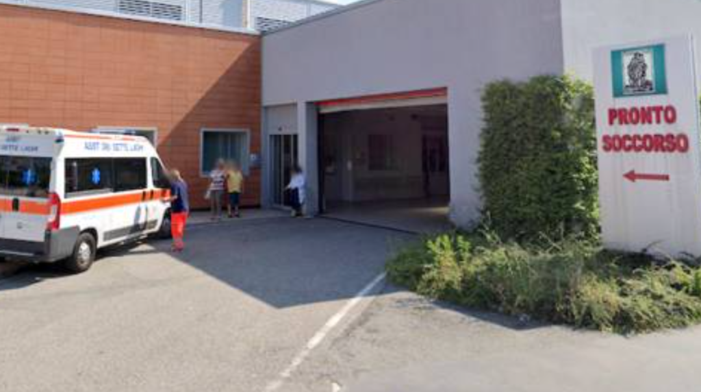 padre arriva con figlio 11 morto ospedale