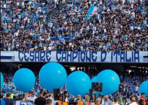 striscione cesare ce l'abbiamo fatta