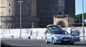 Napoli, omicidio in pieno centro: 24enne ucciso con un colpo di pistola