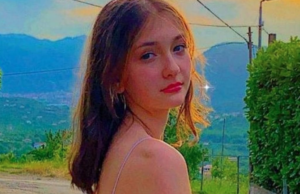 Mariantonietta, folgorata a 15 anni in vasca: il caricabatterie cinese ha provocato la morte